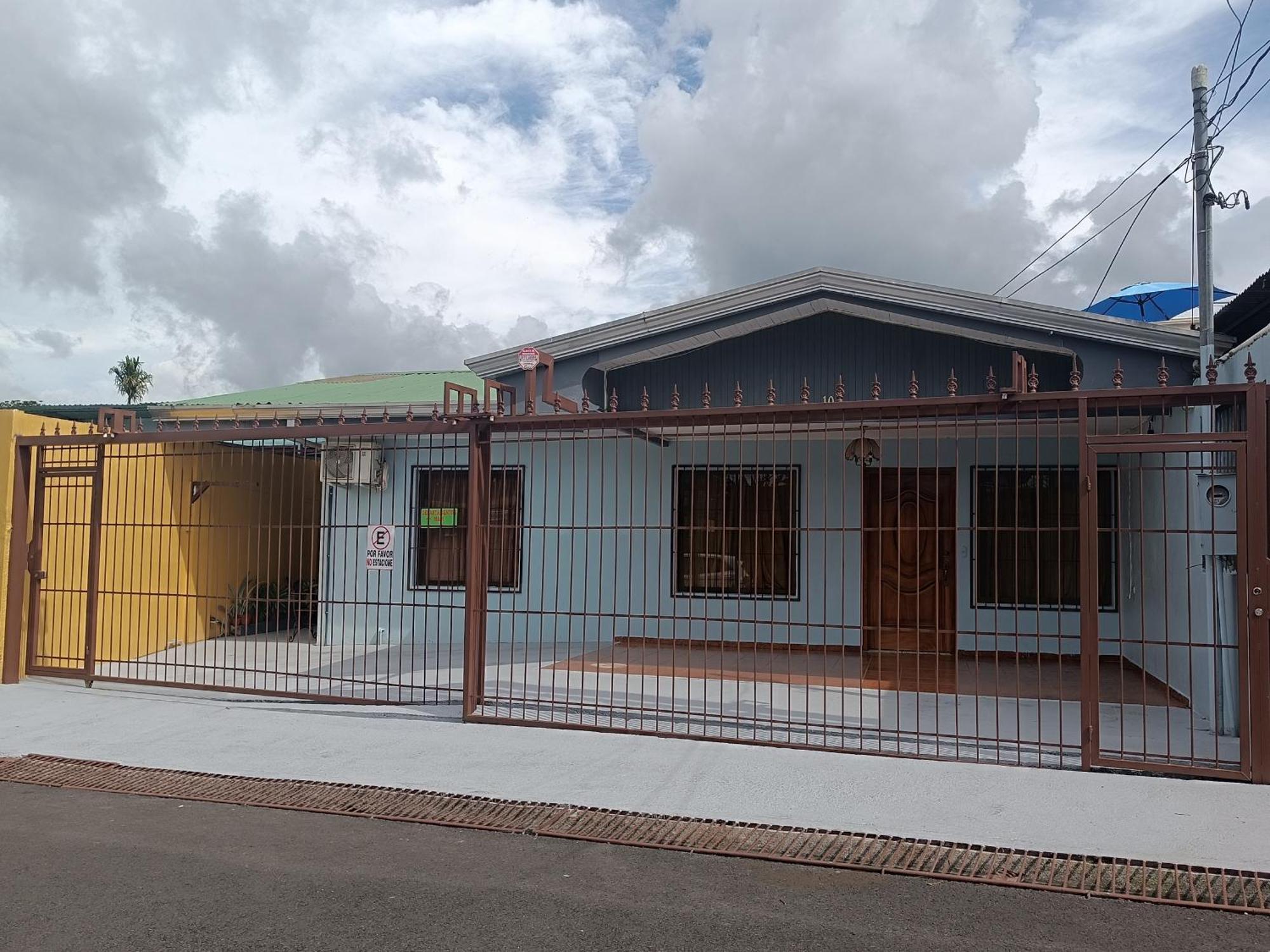 Apartamentos M&M La Fortuna المظهر الخارجي الصورة